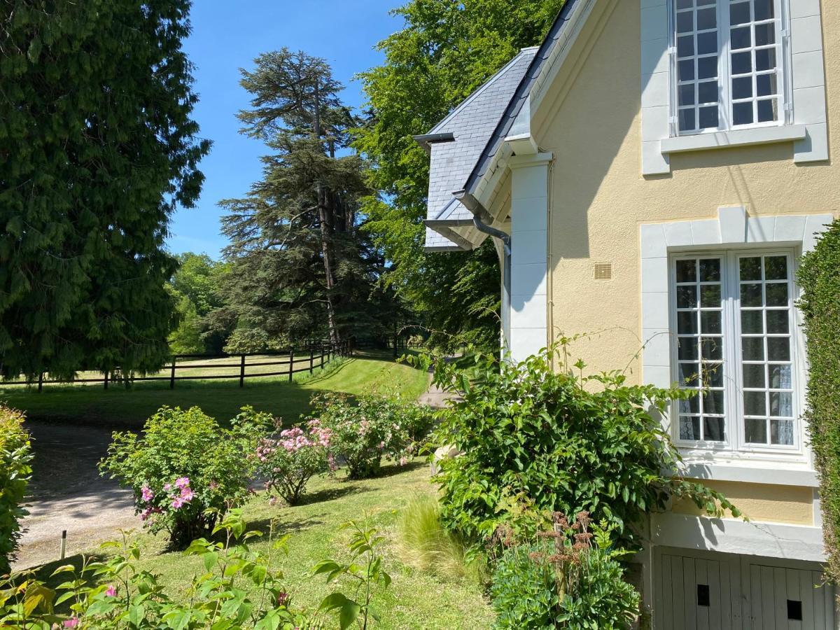 La Maison Du Gardien, Chateau De Lavenue